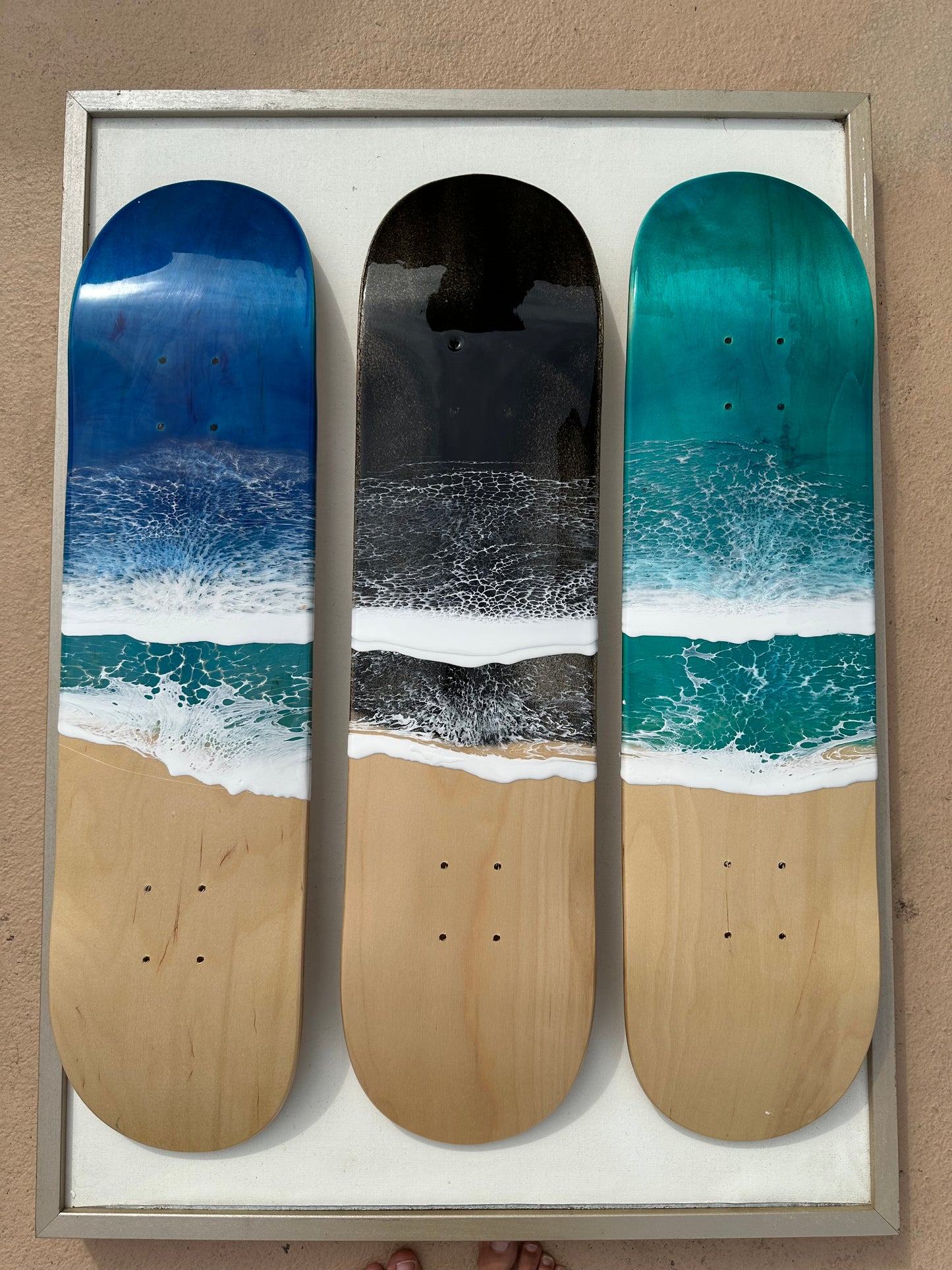 Wave skate board deck