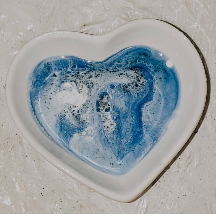 wave heart ring dish