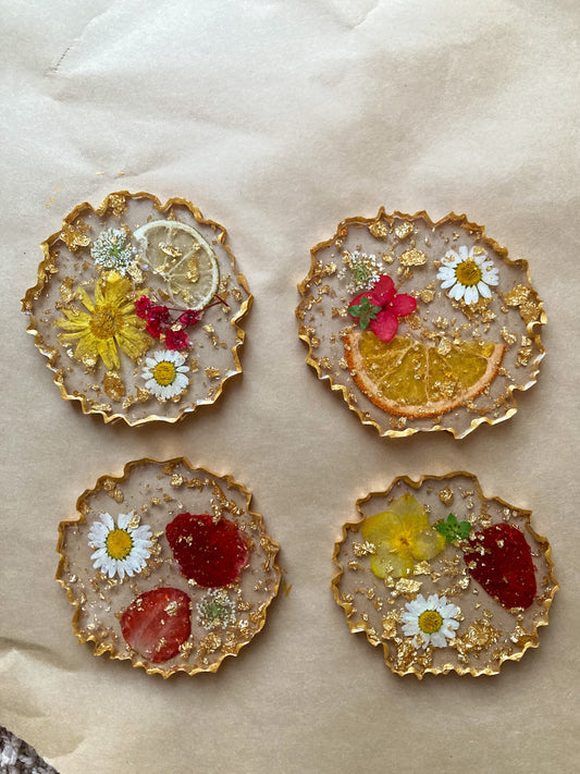 Set of 4 boho pressed flower and fruit gold leaf coaster set ~ gold natural edge ~ resin ~ customizable ~ 4th anniversary gift