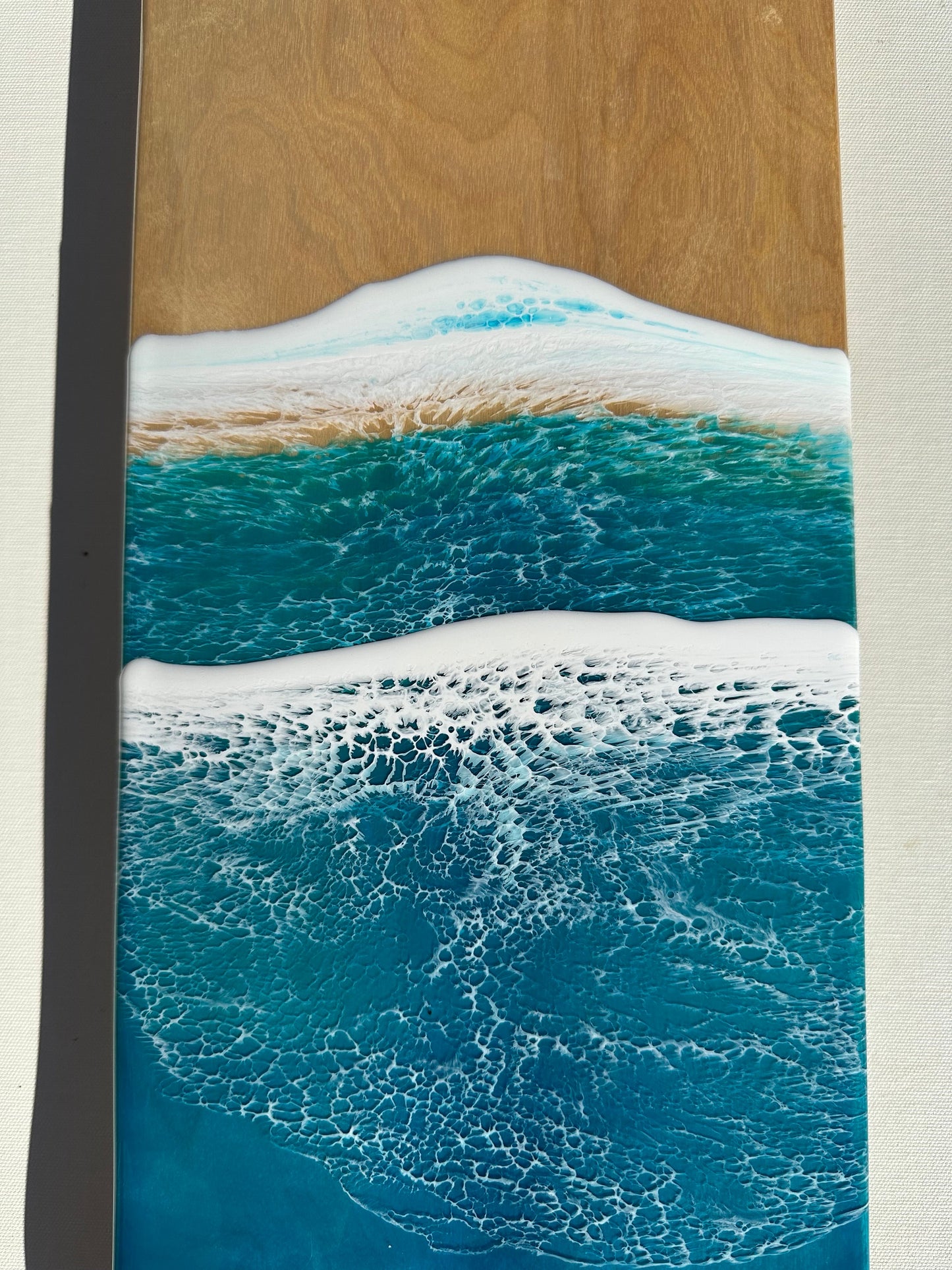Wave skate board deck